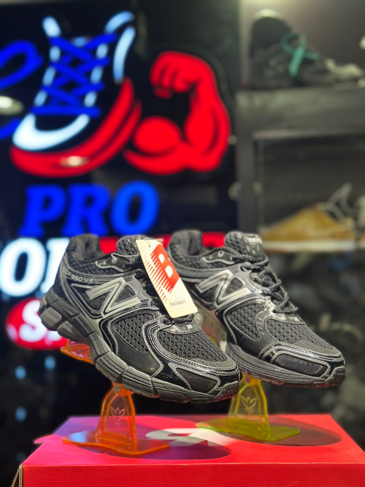 New Balance 860 v3 Black